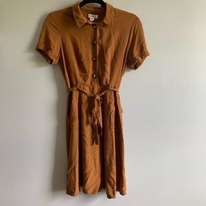 Monteau button up belted dress with pockets